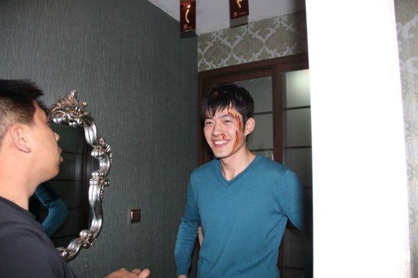 13062122v8blnxx2eblbsx.jpg