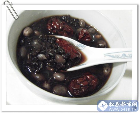 黑米养生粥.jpg